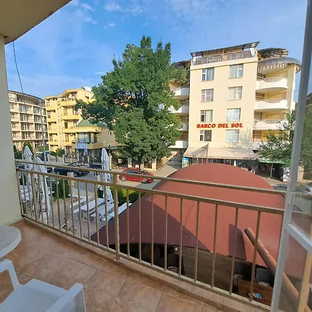 24, Ryor Apartment
